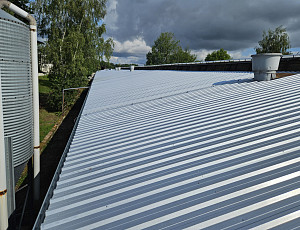 Výměna střešní krytiny na hale pro výkrm drůbeže